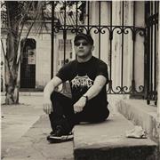 Licenciado en Artistica ,estudiia musicales UPN EXPERIENCIA de mas de 20 años enseñando y varias materias de primaria